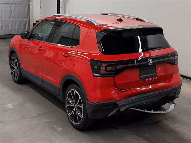 VOLKSWAGEN T-CROSS