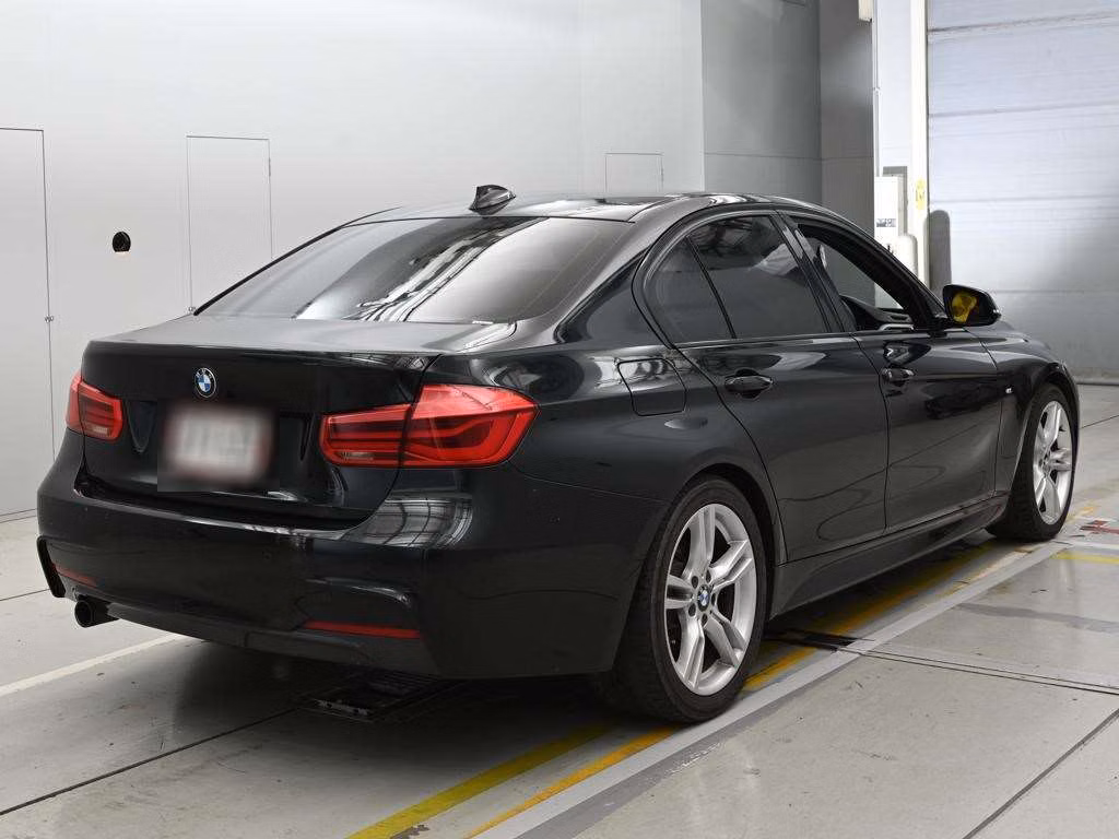BMW 3-SERIES