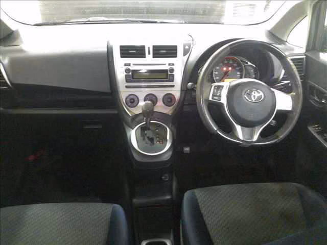 TOYOTA RACTIS