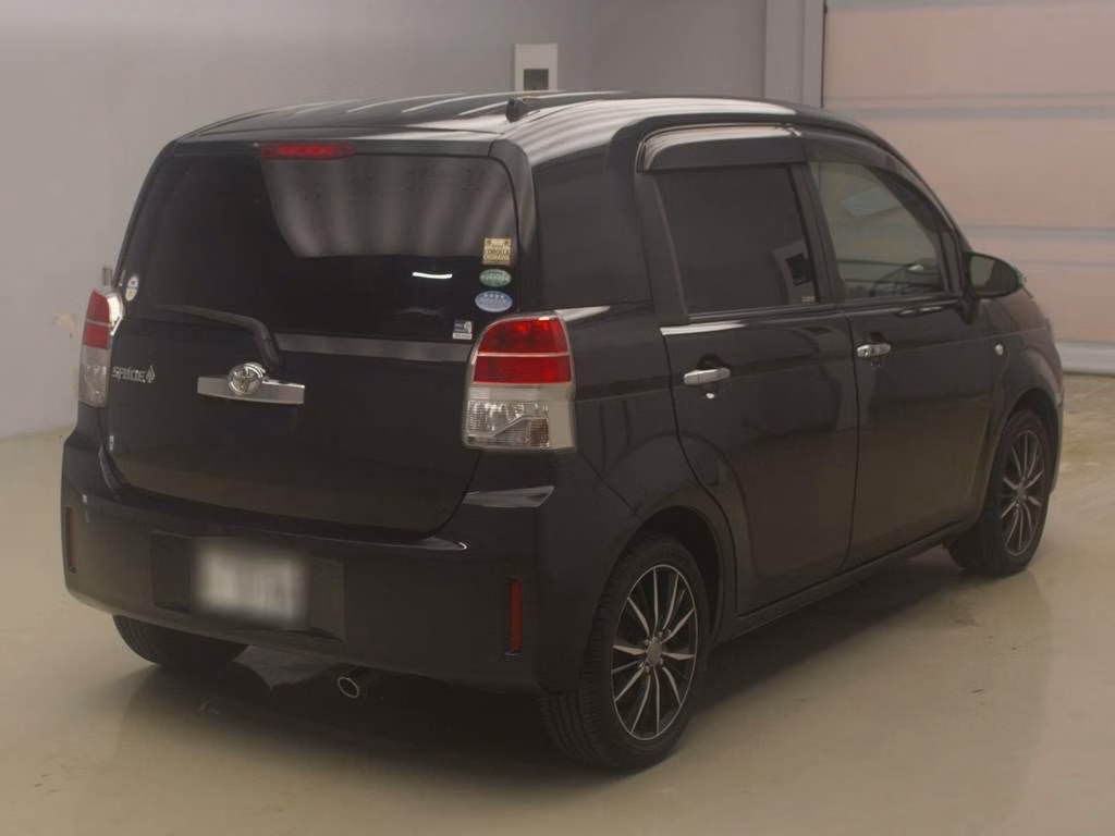 TOYOTA SPADE