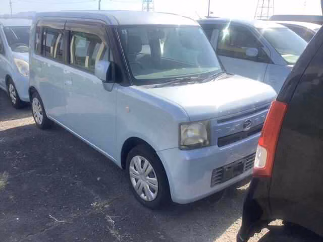 DAIHATSU MOVE CONTE