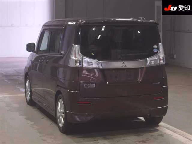 MITSUBISHI DELICA D:2