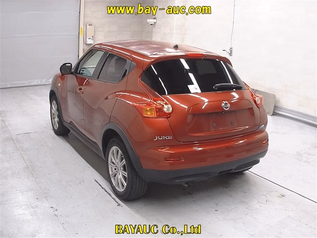 NISSAN JUKE