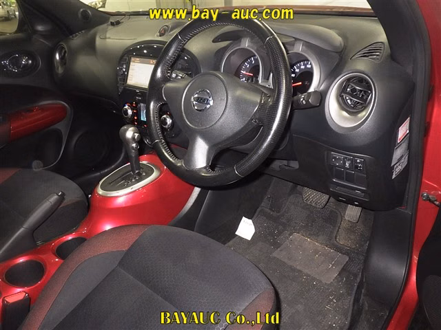 NISSAN JUKE