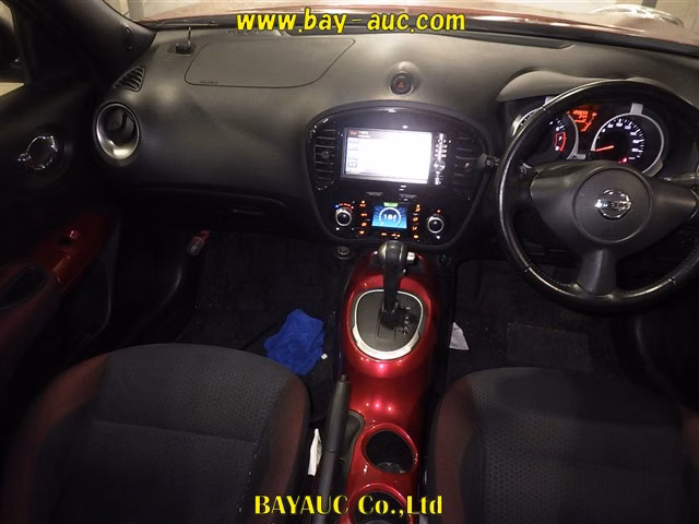 NISSAN JUKE