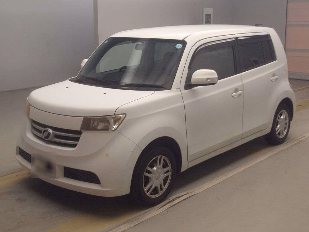 TOYOTA BB