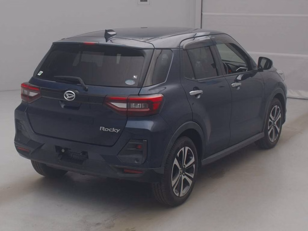 DAIHATSU ROCKY