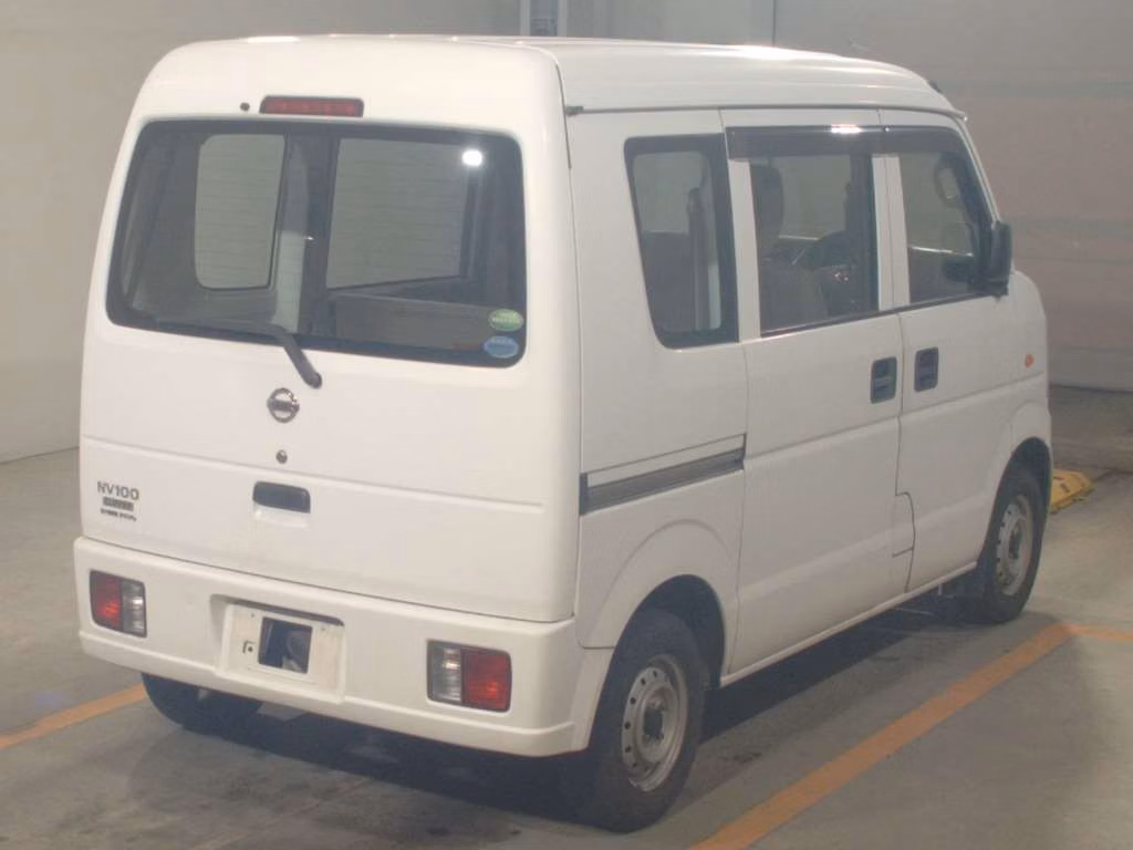 NISSAN NV100 CLIPPER