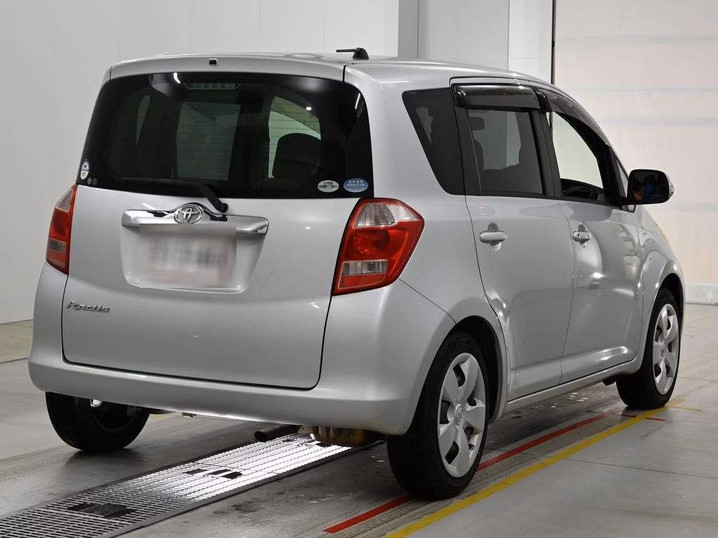 TOYOTA RACTIS