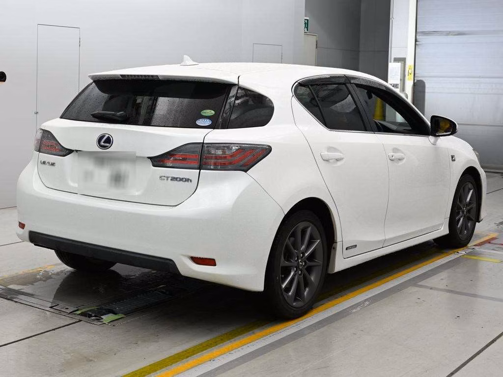 LEXUS CT200H