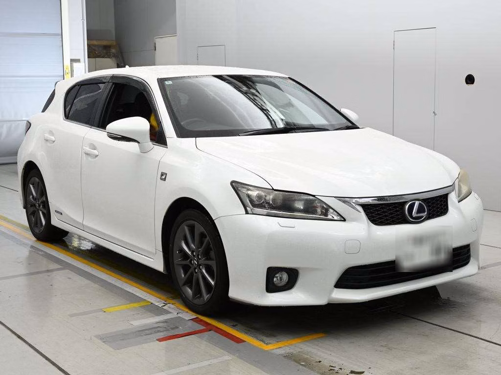 LEXUS CT200H