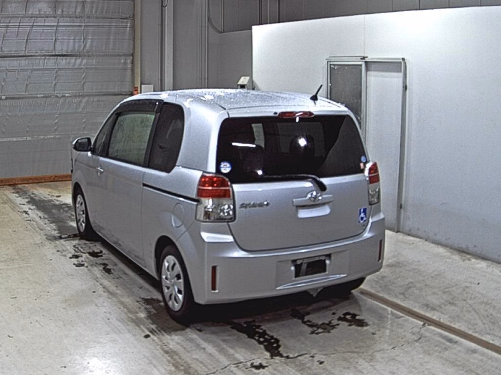 TOYOTA SPADE