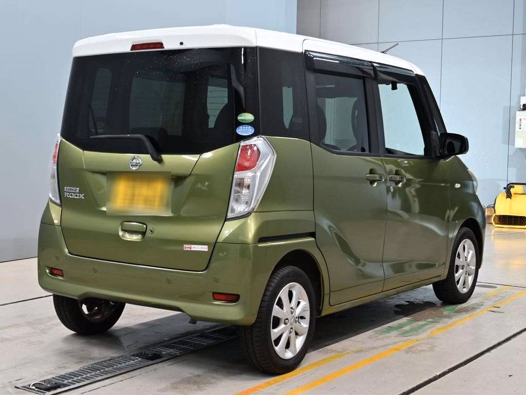 NISSAN DAYZ ROOX
