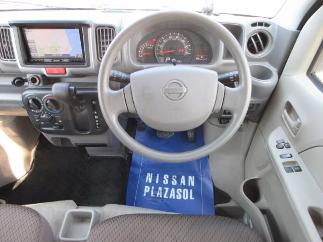 NISSAN NV100 CLIPPER