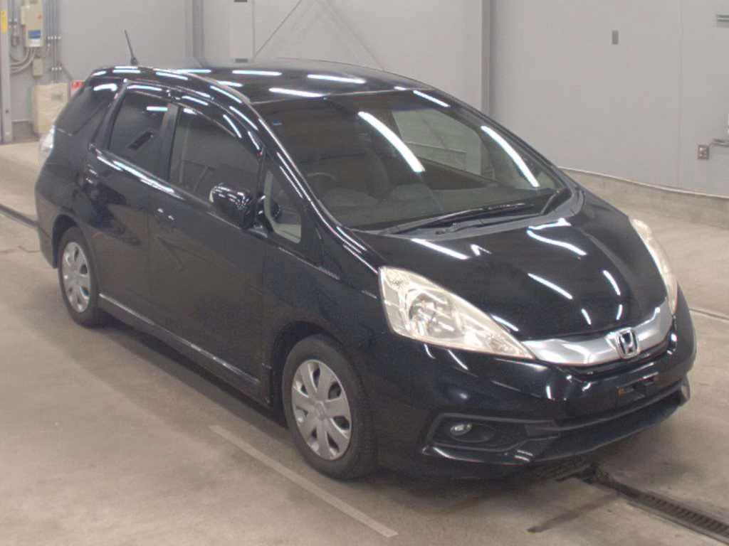 HONDA FIT SHUTTLE