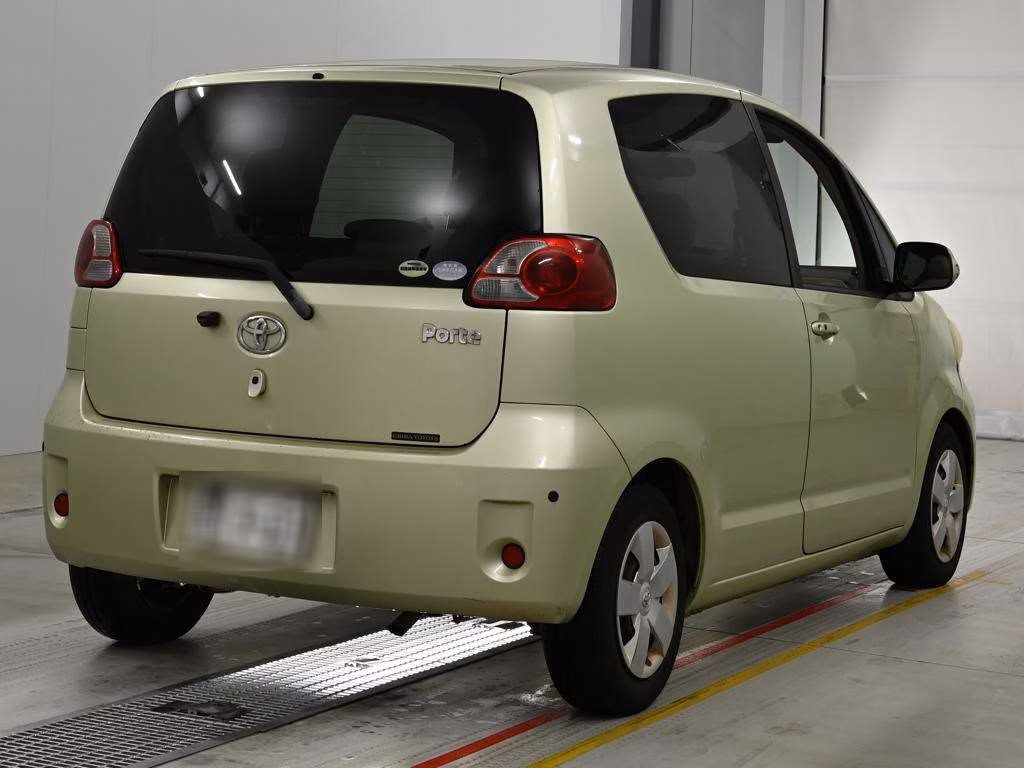 TOYOTA PORTE