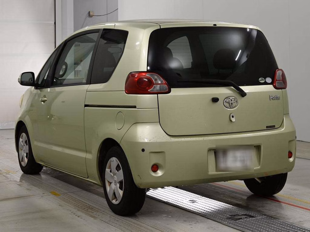 TOYOTA PORTE