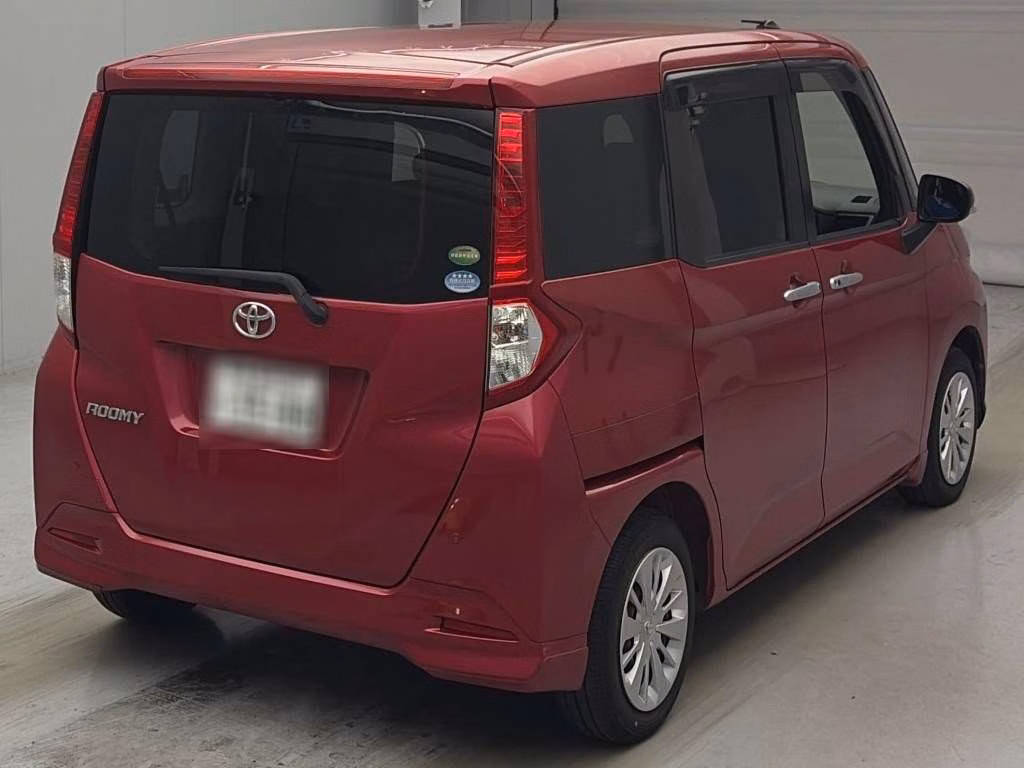 TOYOTA ROOMY