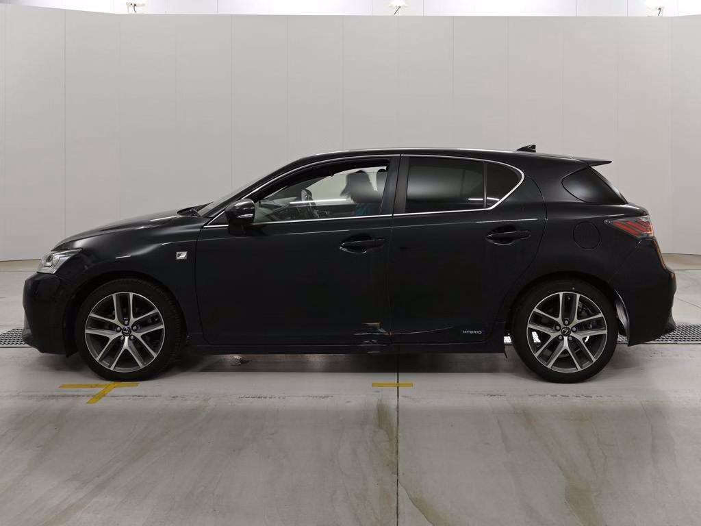 LEXUS CT200H