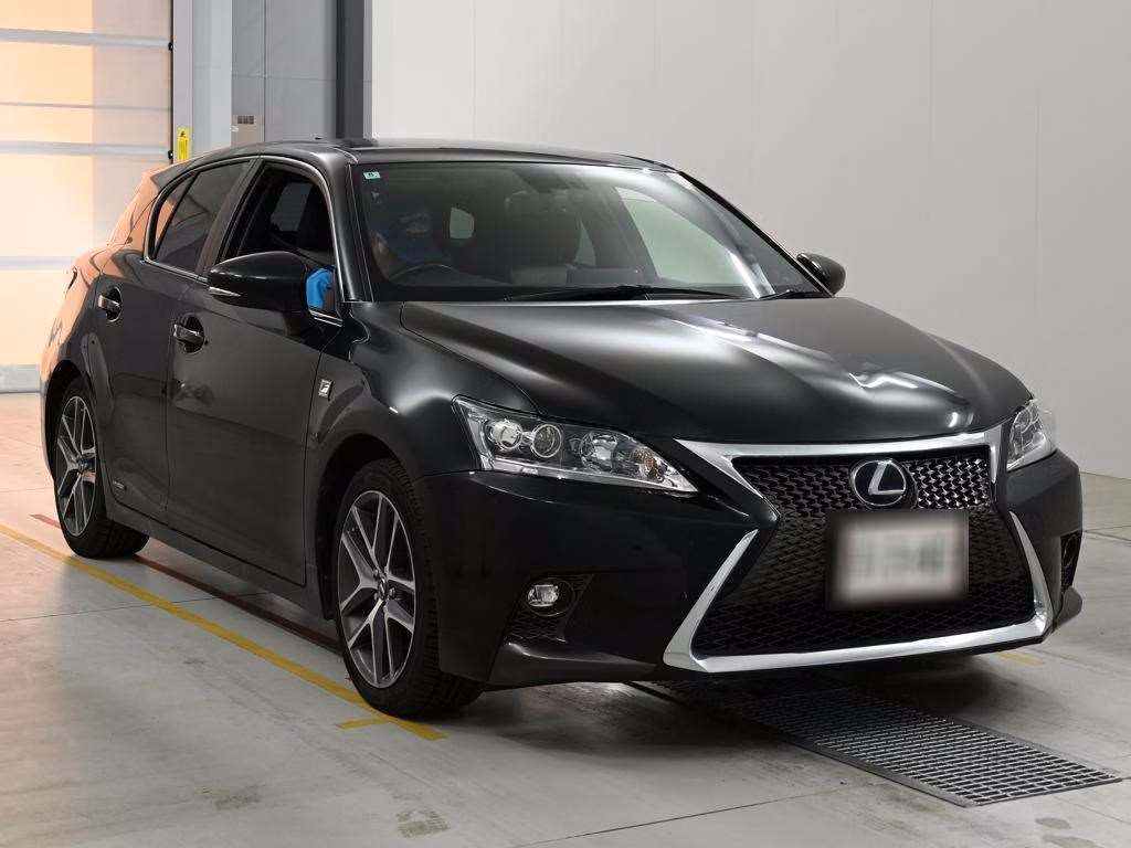 LEXUS CT200H