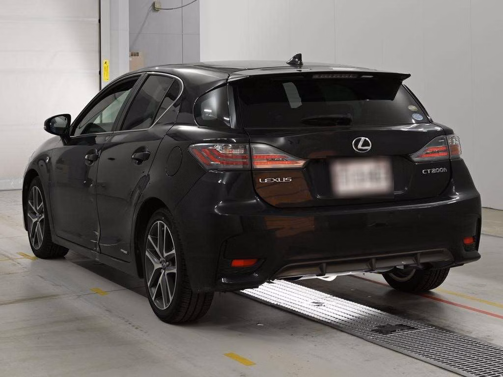 LEXUS CT200H