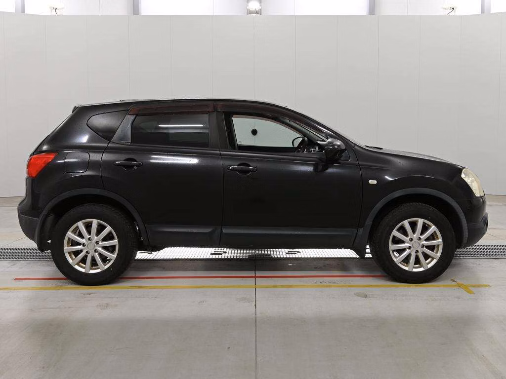 NISSAN DUALIS