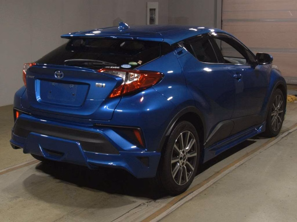 TOYOTA C-HR