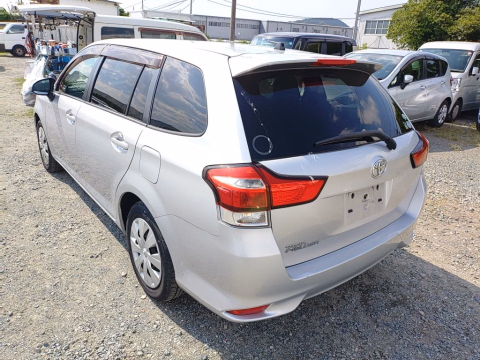 TOYOTA COROLLA FIELDER