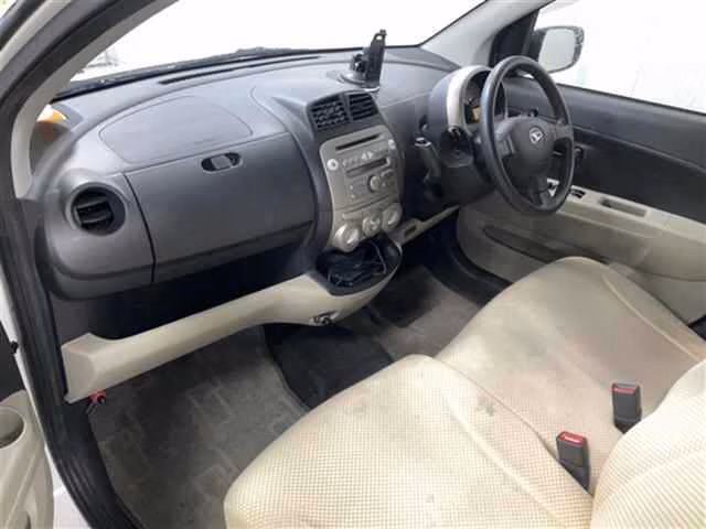 DAIHATSU BOON