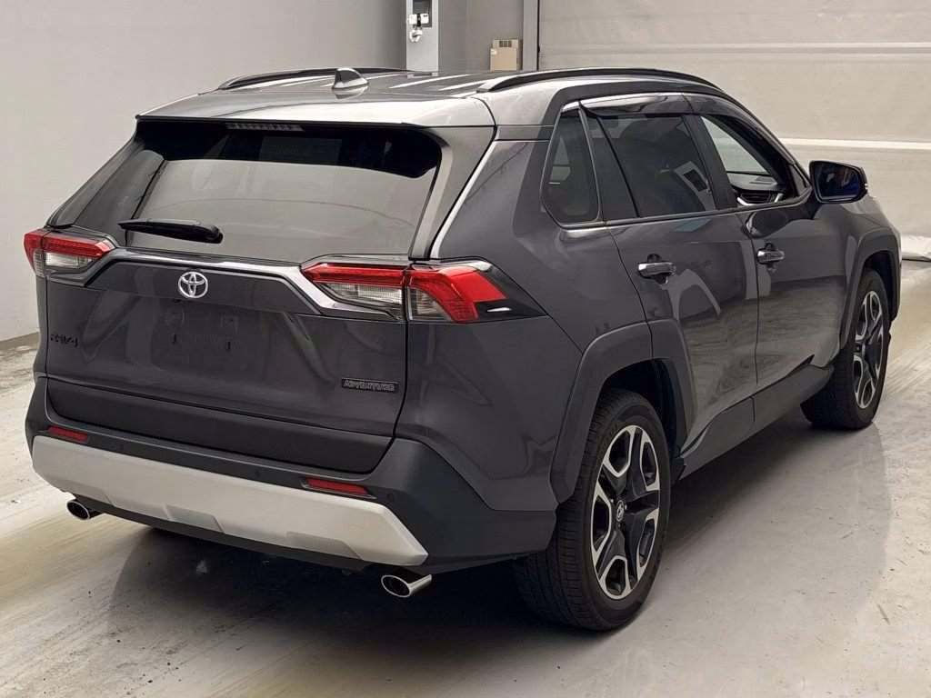 TOYOTA RAV4