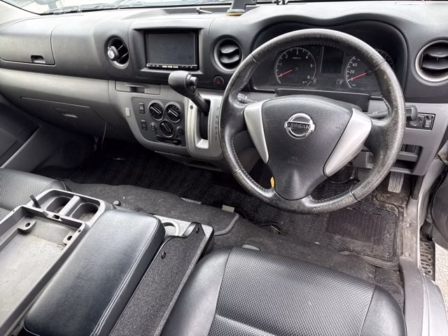 NISSAN NV350 CARAVAN