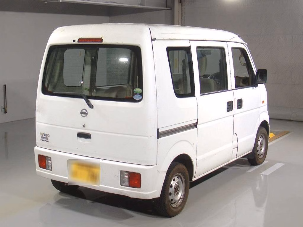 NISSAN NV100 CLIPPER