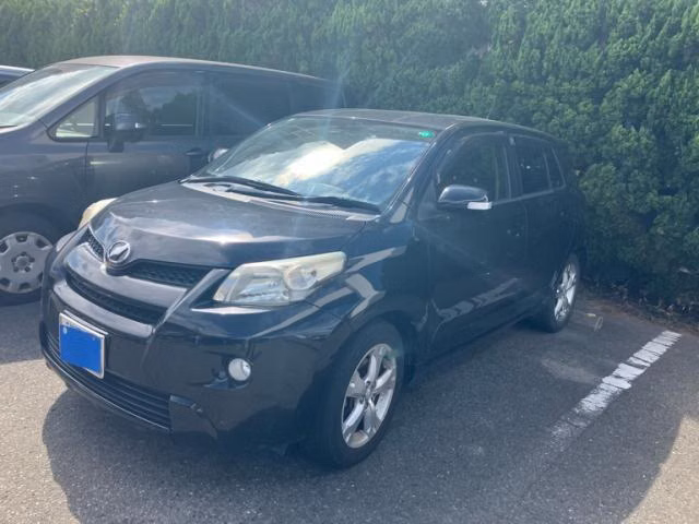 TOYOTA IST