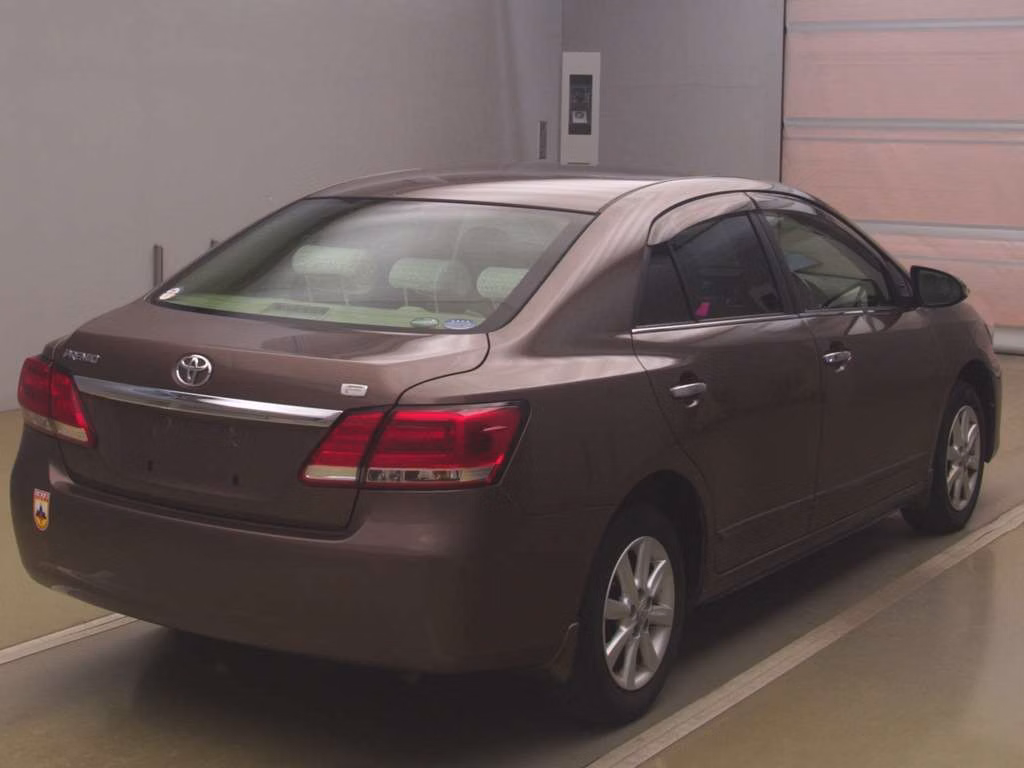TOYOTA PREMIO
