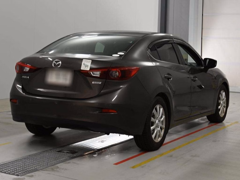 MAZDA AXELA