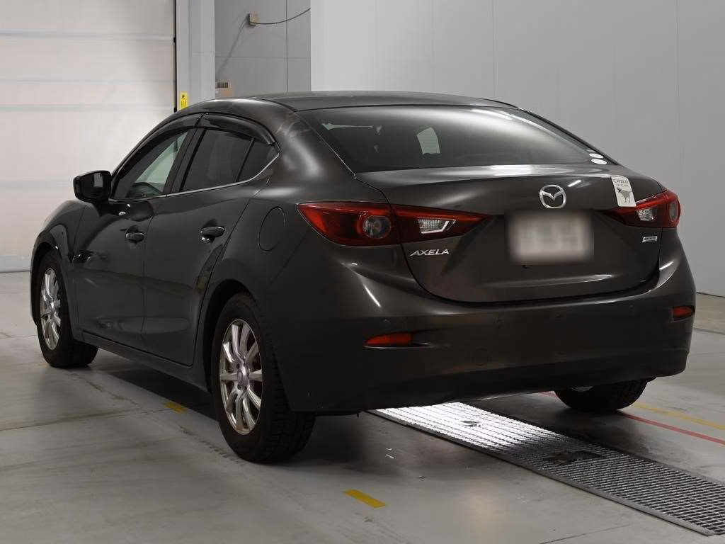 MAZDA AXELA