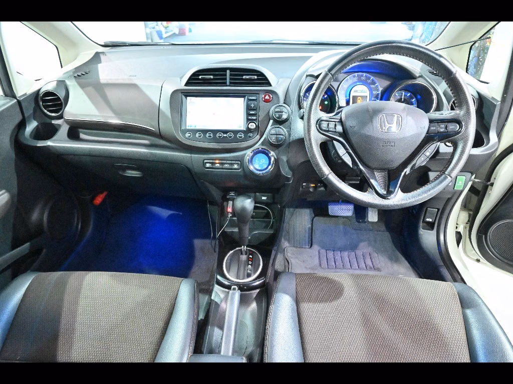 HONDA FIT SHUTTLE