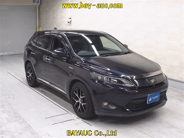 TOYOTA HARRIER