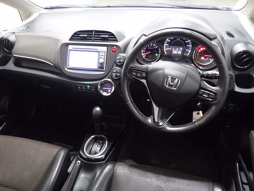 HONDA FIT SHUTTLE