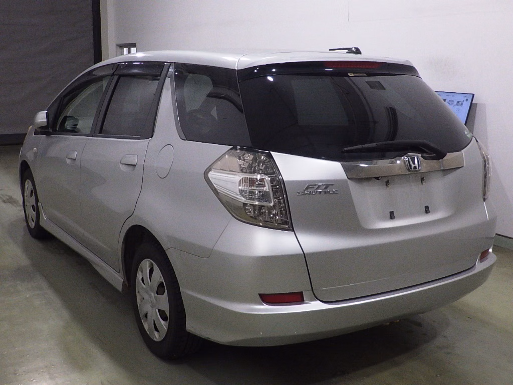 HONDA FIT SHUTTLE