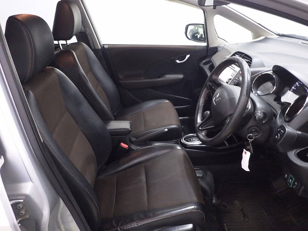 HONDA FIT SHUTTLE