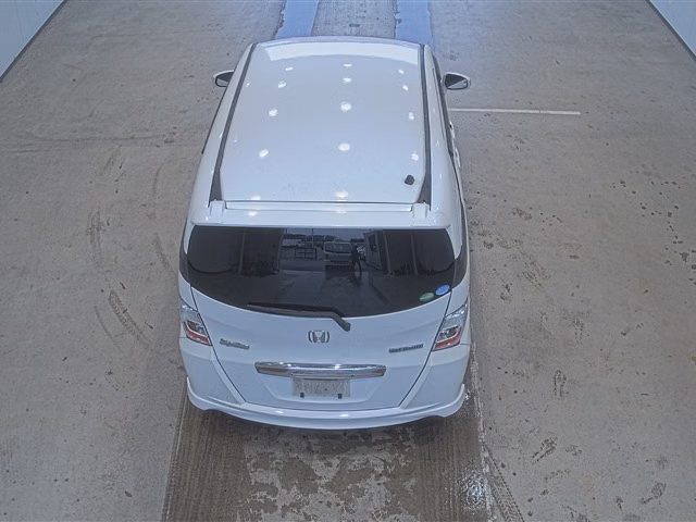 HONDA FREED SPIKE