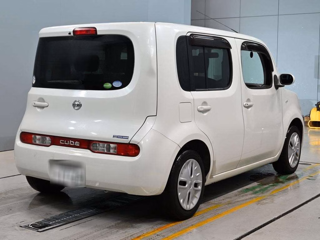 NISSAN CUBE