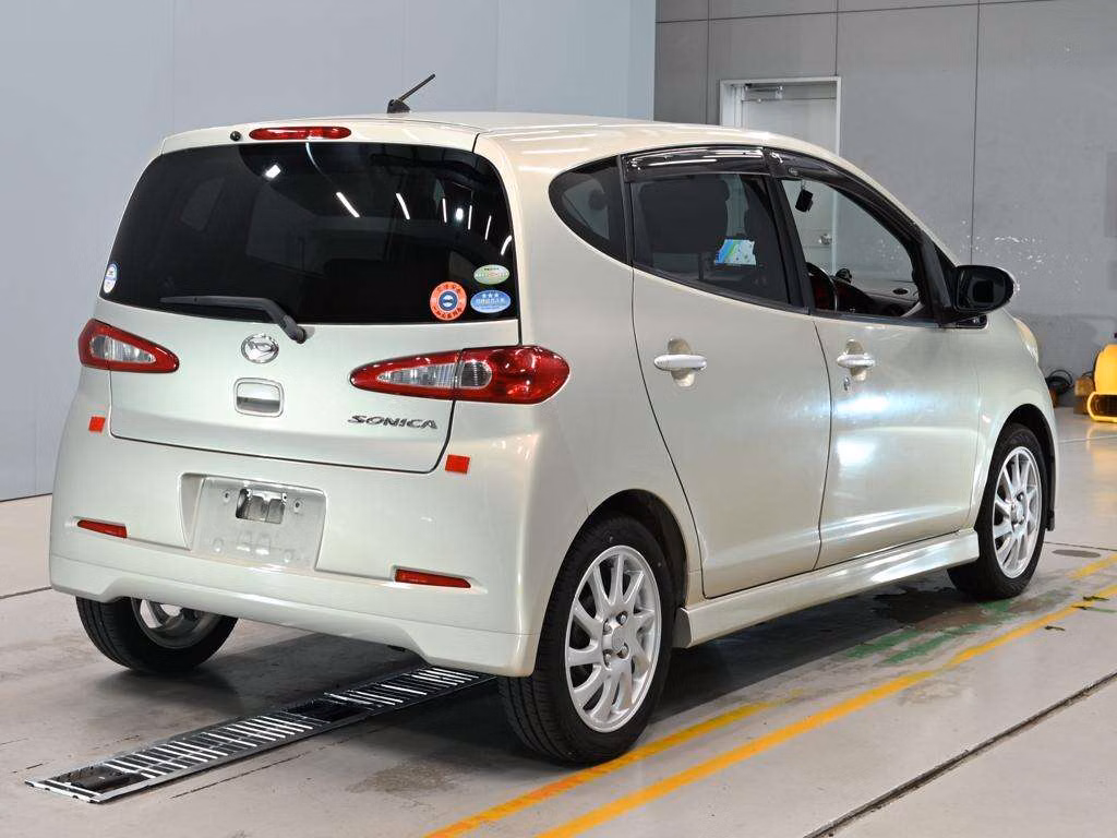 DAIHATSU SONICA
