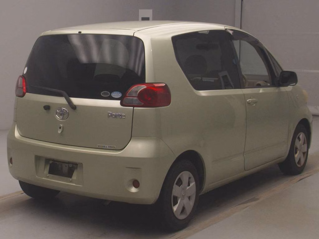TOYOTA PORTE