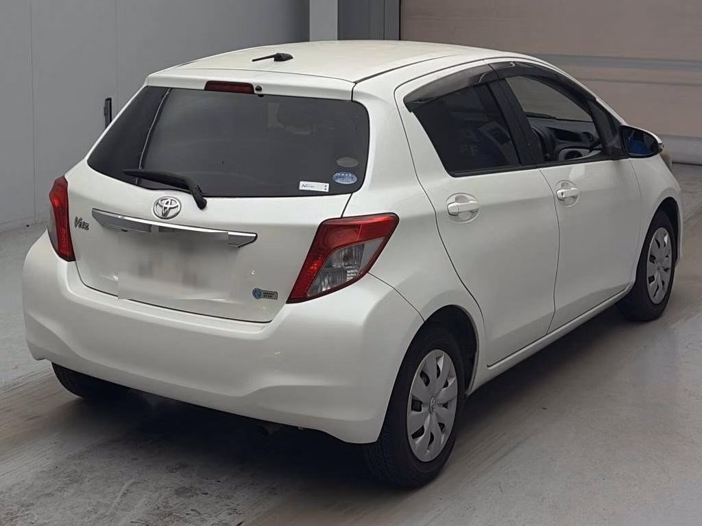 TOYOTA VITZ