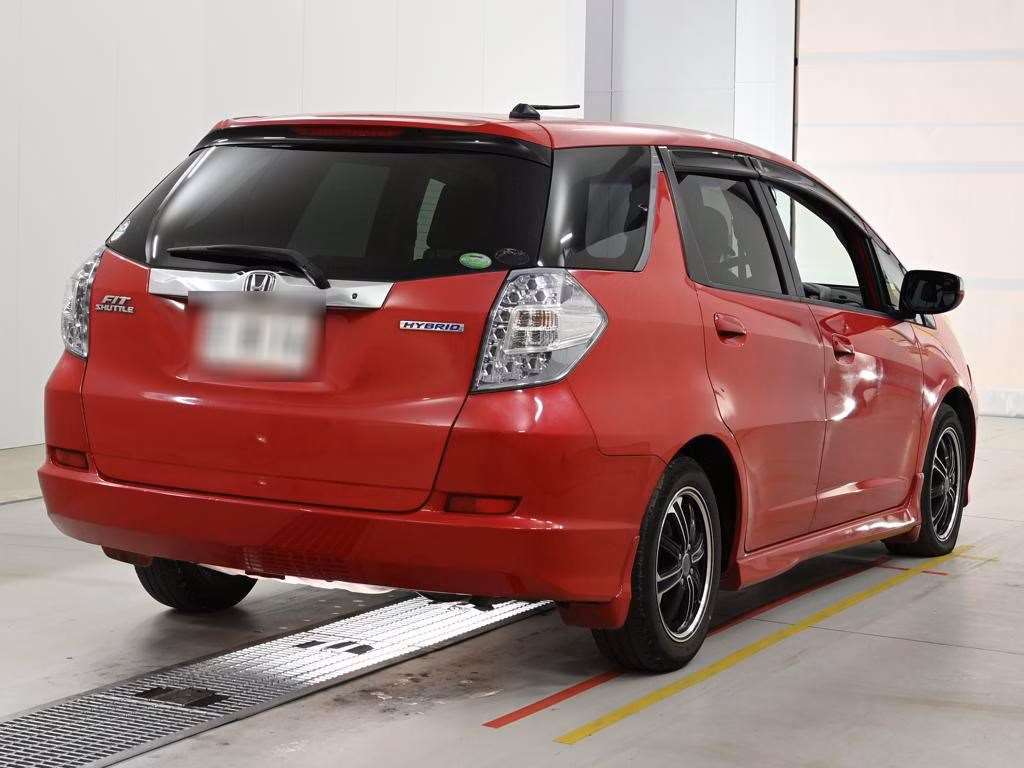 HONDA FIT SHUTTLE