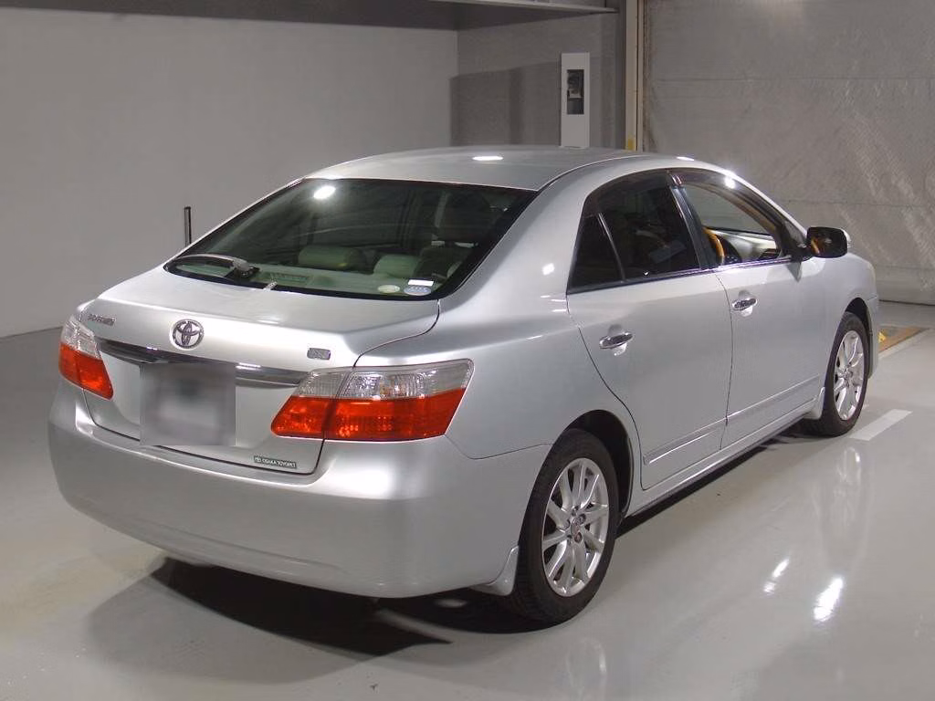 TOYOTA PREMIO