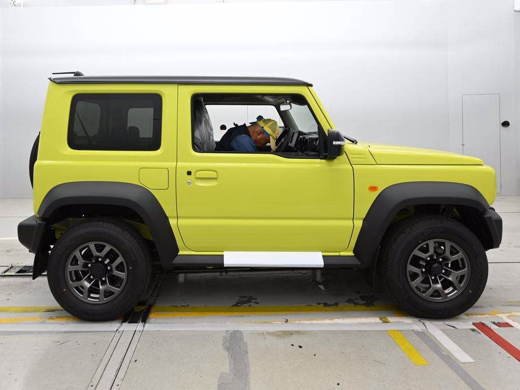 SUZUKI JIMNY SIERRA