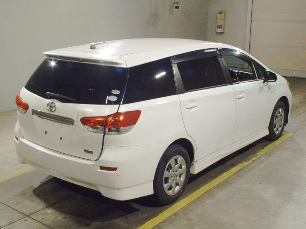 TOYOTA WISH